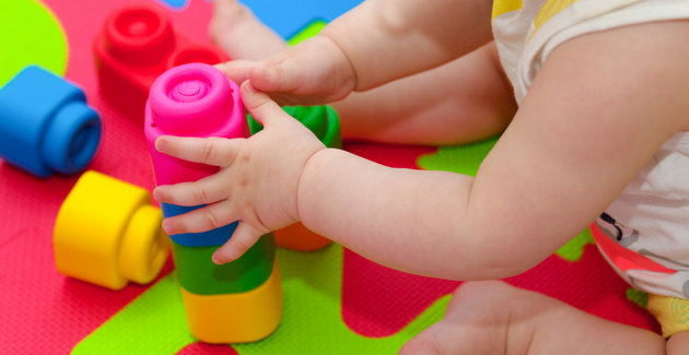 Atelier parent/enfant d'éveil corporel avec les tout-petits à Toulouse
