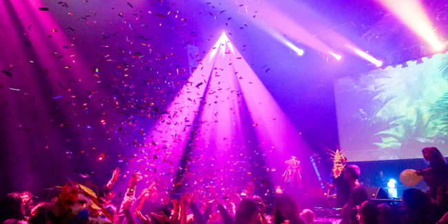 "Fluo Party !", fête d'anniversaire fluo pour les 10 ans du Metronum à Toulouse