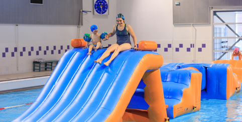 Animations pour les familles dans les piscines de Toulouse